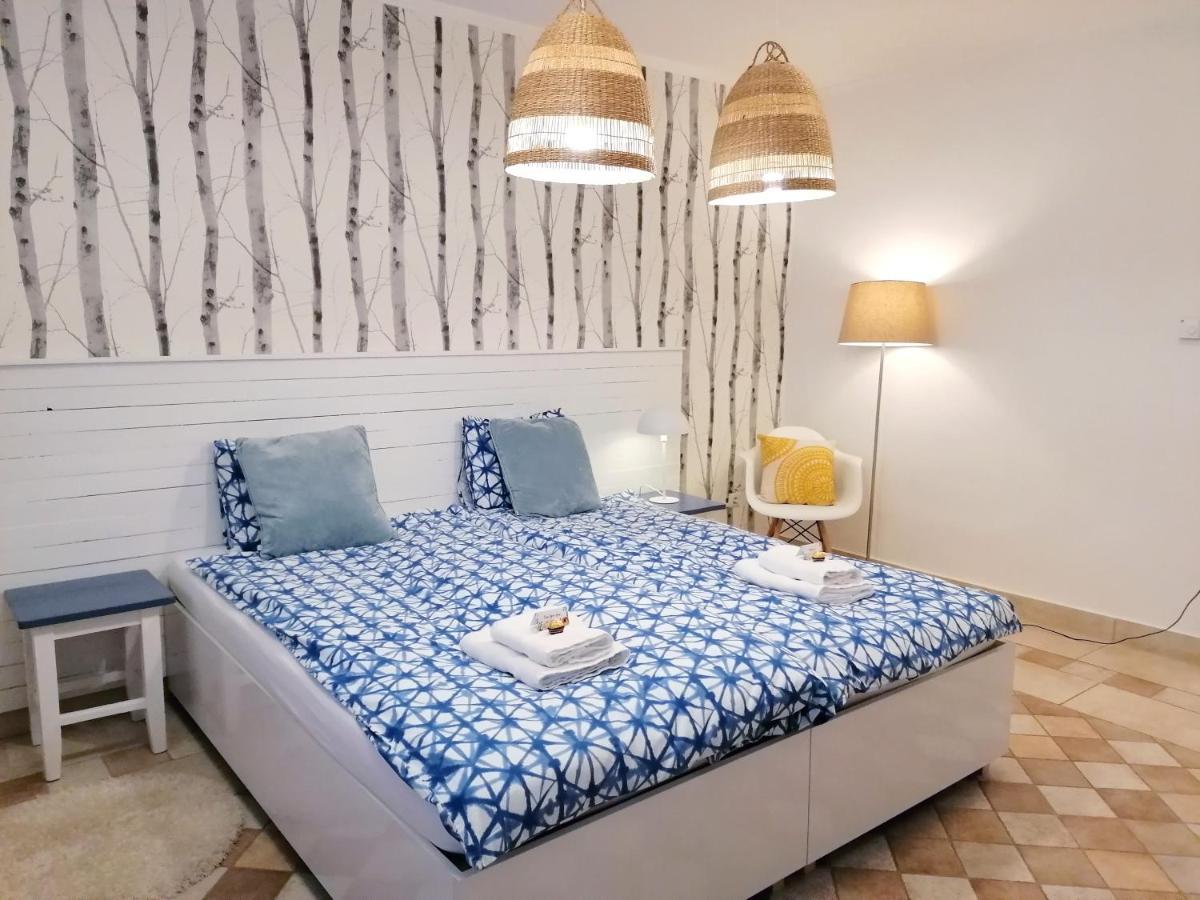 Jaszbereny Boutique Room Exteriér fotografie
